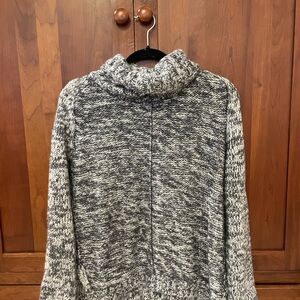 Wooden Ships Navy and White slouch Turtleneck yarn Sweater